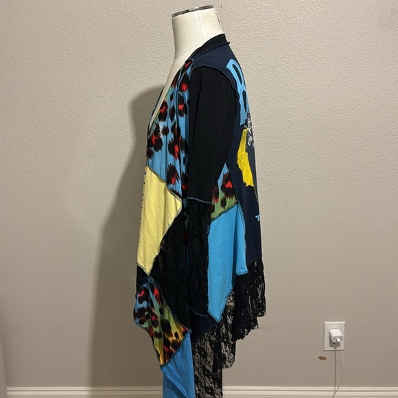 Styles Ever After Patch Colorful The Beatles Asymmetrical Women's Cardigan - Picture 4 of 7